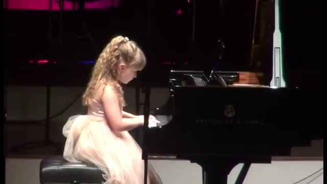 Slonimsky Thumbelina ; Слонимский Дюймовочка ; Sloņimskis Īkstīte / Jolanta Valdmane 9 y смотреть онлайн