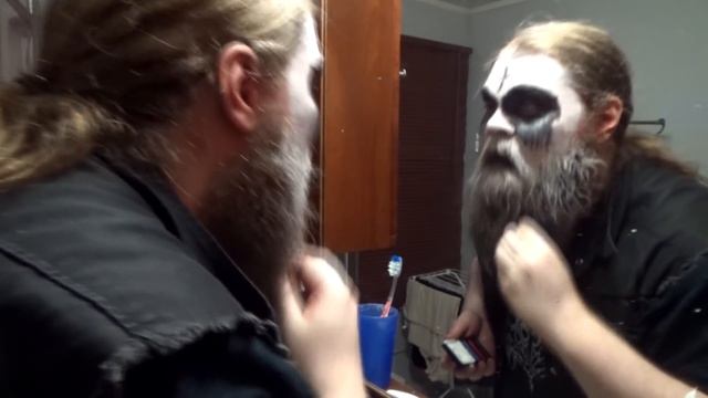 Pagefire puts on Black Metal make-up and has a good time смотреть онлайн