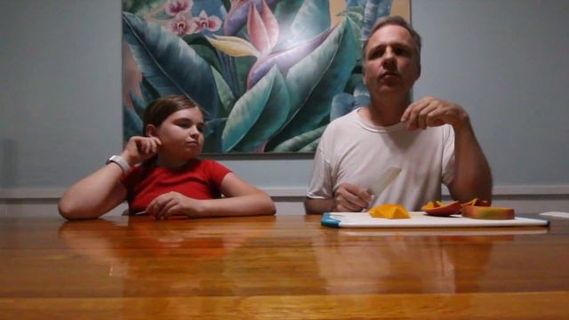 Tasting Mangos - Florida Grown - Ah Ping - Hawaiian Mango смотреть онлайн