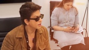 Как живет Шахрух Хан (Shahrukh Khan) и сколько он зарабатывает