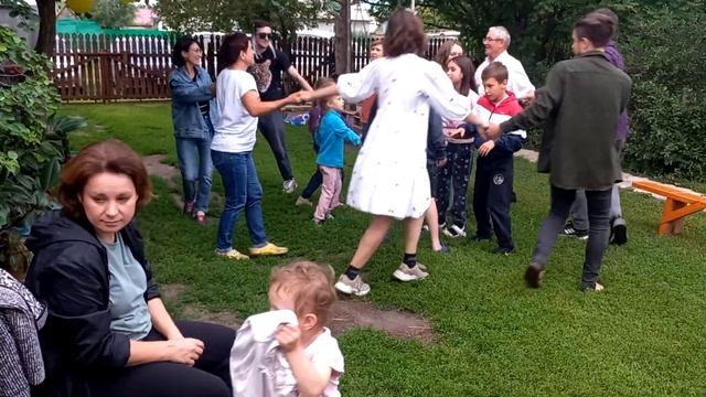 Румынские 5. Хоровод смотреть онлайн