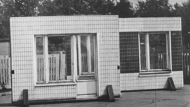 Антрацитовый стеновой блок. Рожденный в СССР смотреть онлайн