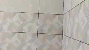 Укладка плитки в ванной 25х50