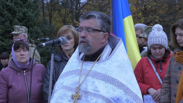 Прощання із загиблим Героєм Олександром Колєсніковим смотреть онлайн
