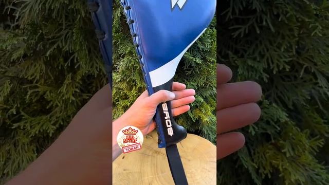 Лапа ХЛОПУШКА для единоборств смотреть онлайн