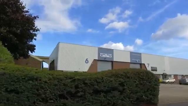 Арендатор юнита лайт индастриал в Англии смотреть онлайн
