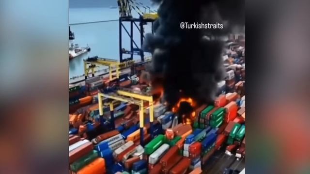 Collision in Netherlands Sinks Water Taxi | 3 Minutes of Maritime смотреть онлайн