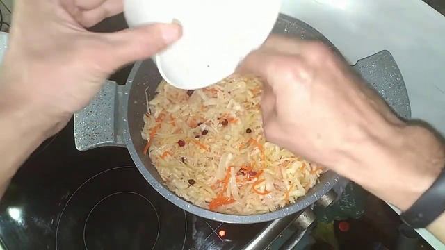 Мульгикапсад 1 часть (перловка, квашеная капуста, сало). смотреть онлайн