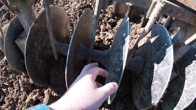 Весняна дисковка під ярий посів. Саморобна дискова 2.50м. Трктор ДТЗ 5504К смотреть онлайн