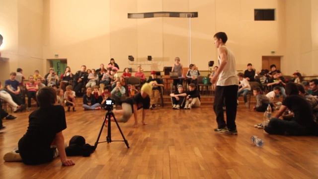 2012.12.01 Казань РЭП на голове, студия брейк-данса "Sense of life" смотреть онлайн