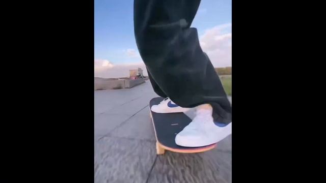 ОБЗОР НА СКЕЙТ ЛИЛ МОРТИ / ЛИЛ МОРТИ КАТАЕТ НА СКЕЙТЕ / ПОДБОРКА МОРТИ НА СКЕЙТЕ! смотреть онлайн