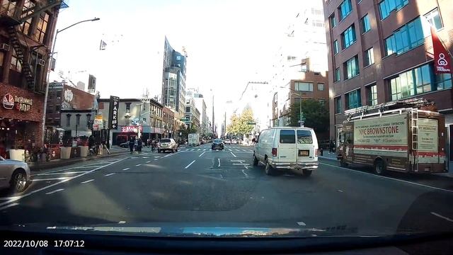 New York City drive – Hudson St, Greenwich St, Union Square, 6th Ave, 42nd St, Grand Central Statio смотреть онлайн