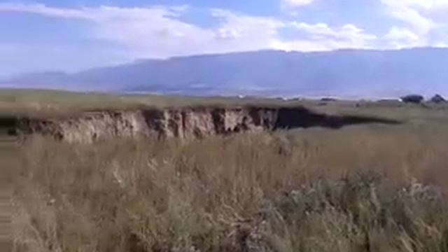 мини Каньон между Алаколем и поселком Коктума смотреть онлайн