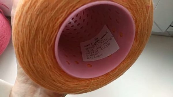 Итальянская пряжа Кашемир/меринос/вискоза Biagioli Modesto art Zermatt Mel, цвет персик