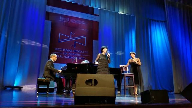 Нани Брегвадзе с дочерью "Тбилисо" смотреть онлайн