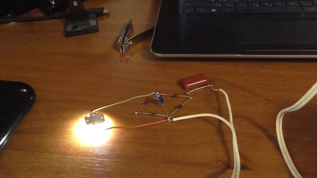 Простейший преобразователь 220 V в 12 V