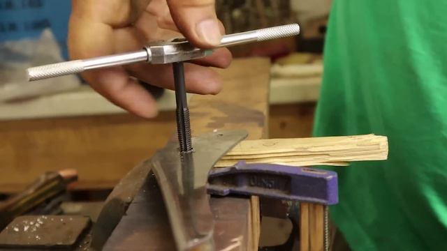 Rusty Vintage English Footprint Wrench Restoration - Mirror Polish... Rusty Wrench Restoration смотреть онлайн