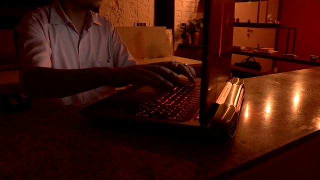 Asus ROG G752VY Gaming Laptop Review | Digit.in смотреть онлайн