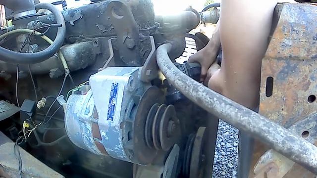 Bedford 466 uusi vesipumppu asennus osa 1 смотреть онлайн