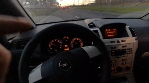 опель зафира В 2008 робот