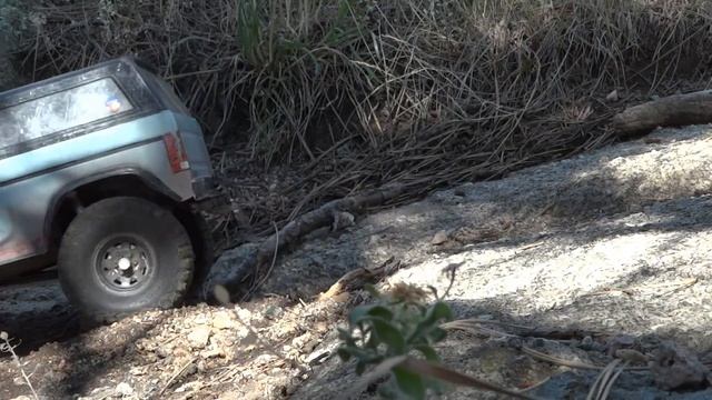 Unban Trailz #162 1985 Bronco scale solo run смотреть онлайн