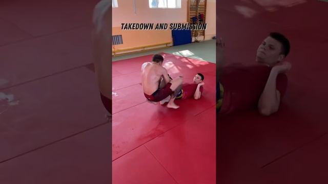 Как вам вариант прохода и ущемления ? #Кранмма #kranmma #bjj #grappling #mma #wrestling #борьба смотреть онлайн