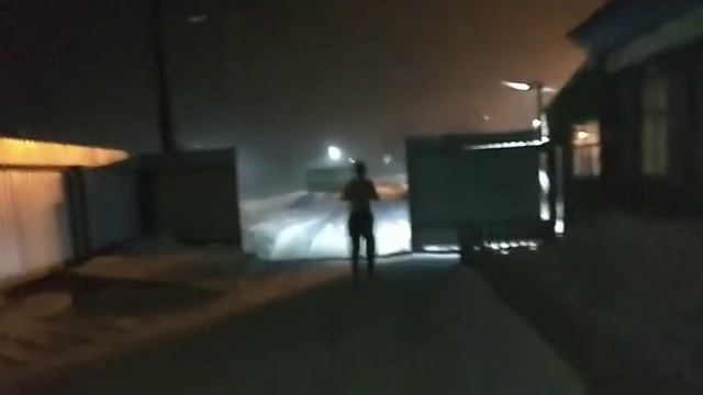 За телефон, топлес в -30 градусов мороза смотреть онлайн