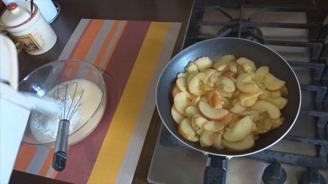 Блины с яблочной начинкой! смотреть онлайн