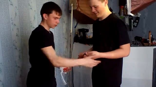 ЛЕЗВИЕ в РУКЕ смотреть онлайн