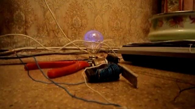 Высоковольтный фокус на кухне смотреть онлайн
