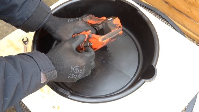 How to rebuild a brake caliper смотреть онлайн
