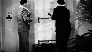 Stan Laurel & Oliver Hardy – ‘Honolulu Baby’, Son's of the Desert 1933