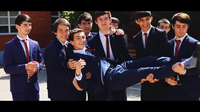 Последний Звонок Гимназии N2 Видеограф Исхак Генжаев смотреть онлайн