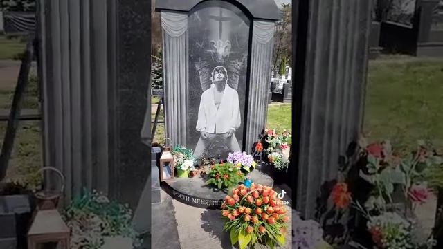 могила Николая Караченцова смотреть онлайн