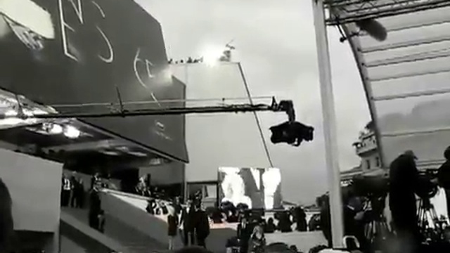 Newold video from Cannes. You can see CronenBert on the screen смотреть онлайн
