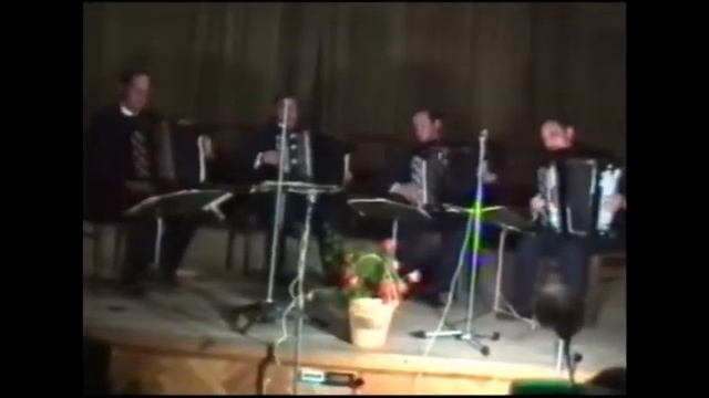 Гомельский квартет баянистов П Чайковский Миниатюрный марш смотреть онлайн