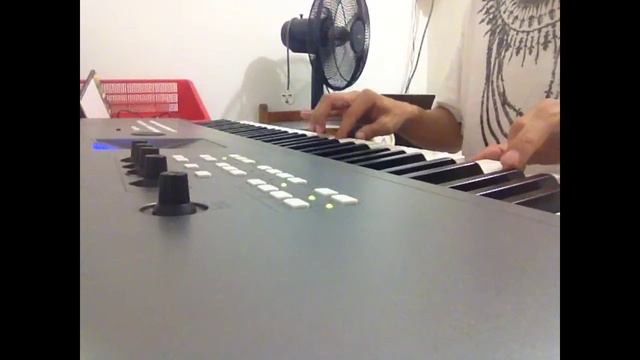 Elvis Presley - Love Me Tender (R&B flutey remix on Yamaha MM8 music synthesiser) смотреть онлайн