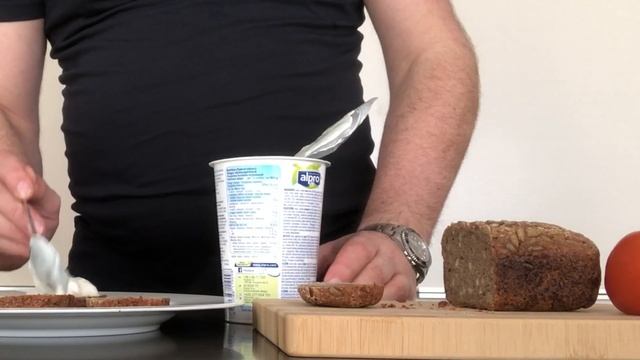 Ржаной Хлеб С Йогуртом И Хурмой смотреть онлайн