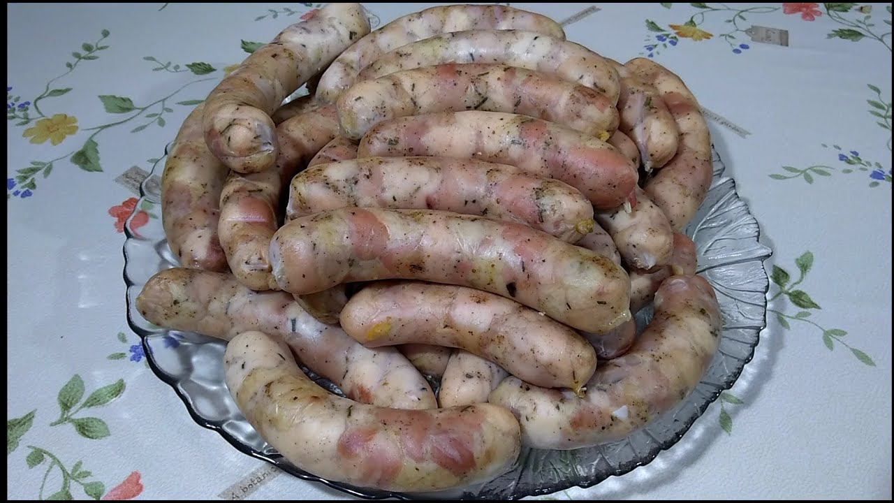 Колбаски куриные в духовке. Чистое мясо, очень вкусно! смотреть онлайн