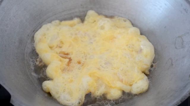 VLOG 69 Test VDO Nikon D3100 KIT 18-55 with Omelet Thai Style смотреть онлайн