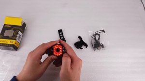 Задний фонарь для велосипеда с датчиком тормоза