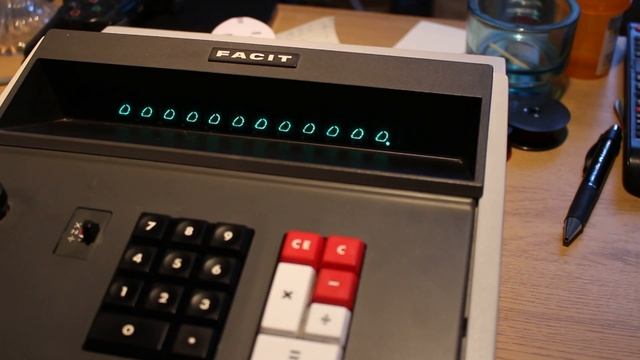 Facit 1126 - Early Digital Calculator смотреть онлайн