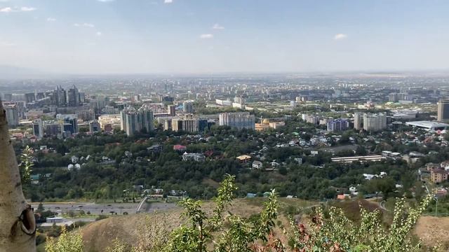 Алматы. Вид с горы Коктюбе. Карантин. Осень. смотреть онлайн