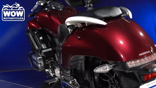 2014 Honda Valkyrie Goldwing смотреть онлайн