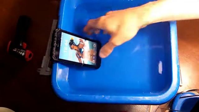 UleFone Armor X тест IP68 на водонепроницаемость Water test смотреть онлайн