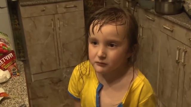 Треш Обзор РЕПОРТАЖЕЙ - БУХИЕ МНОГОДЕТНЫЕ МАМАШКИ смотреть онлайн