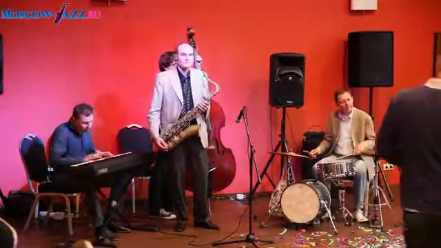 Джаз-квартет "New-York" (с солирующим саксофонистом) // moscow-jazz.ru смотреть онлайн