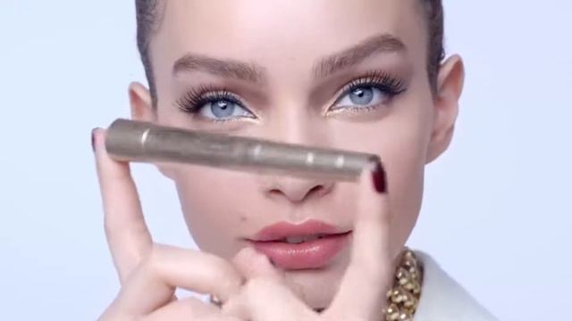 Легендарная тушь Telescopic от L’Oréal Paris смотреть онлайн