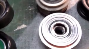 Устранение постороннего шума в районе генератора HYUNDAI IX35. Замена роликов и шкива.