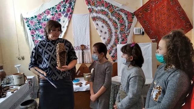 Экскурсия по комнате крестьянского быта – Боровской ДЦ смотреть онлайн